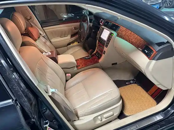 Toyota Crown 2008