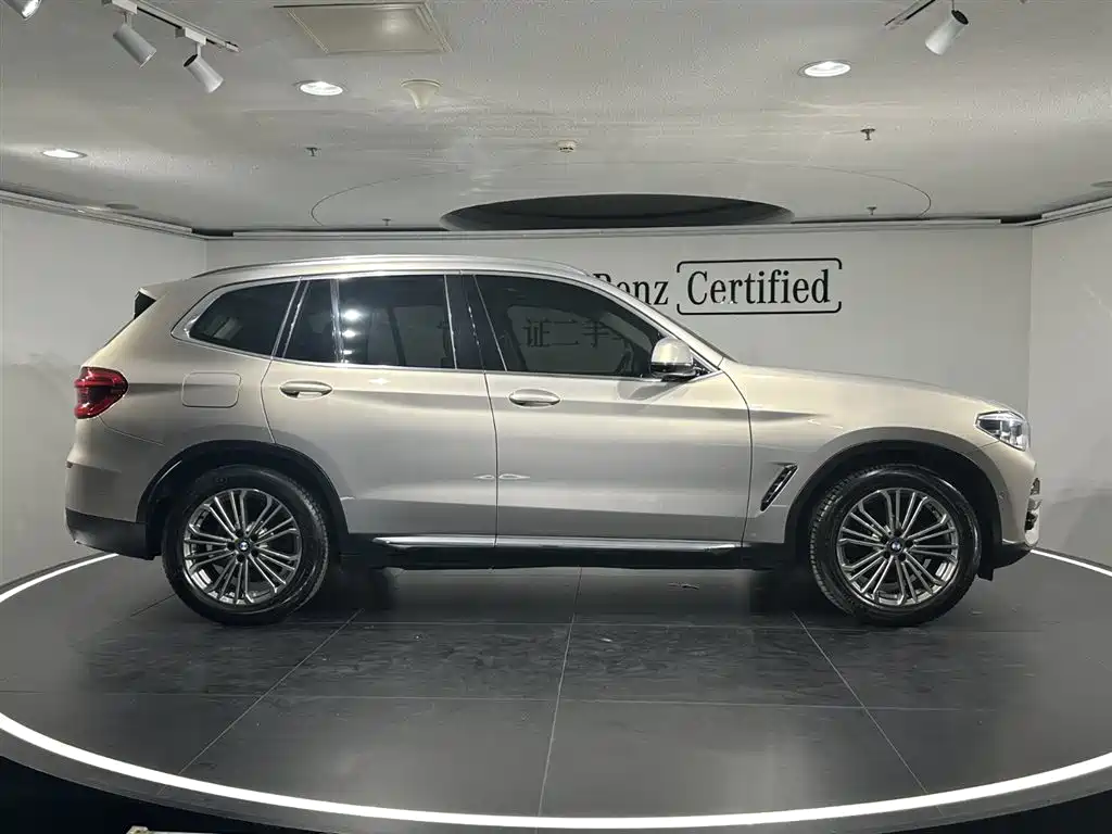 BMW X3 2019 — фото 19