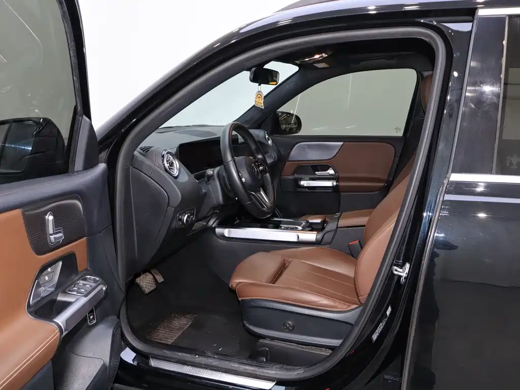 Mercedes-Benz GLB 2021 — фото 14