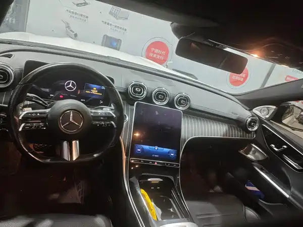 Mercedes-Benz C-Class 2022