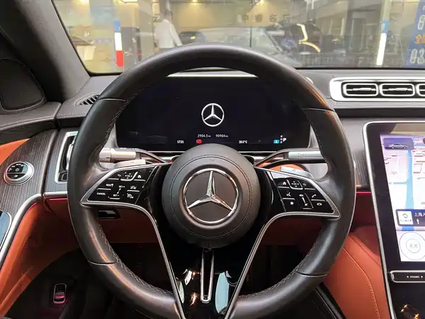 Mercedes-Benz S-Class 2021