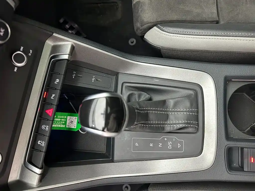 Audi Q3 2022 — фото 21
