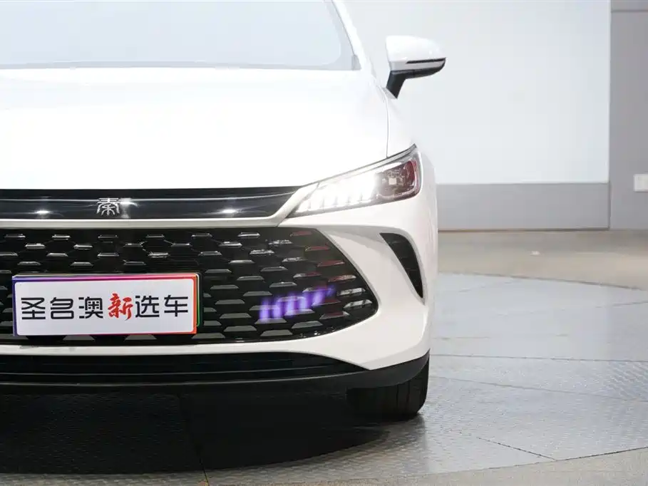 BYD Qin PLUS 2025 — фото 3