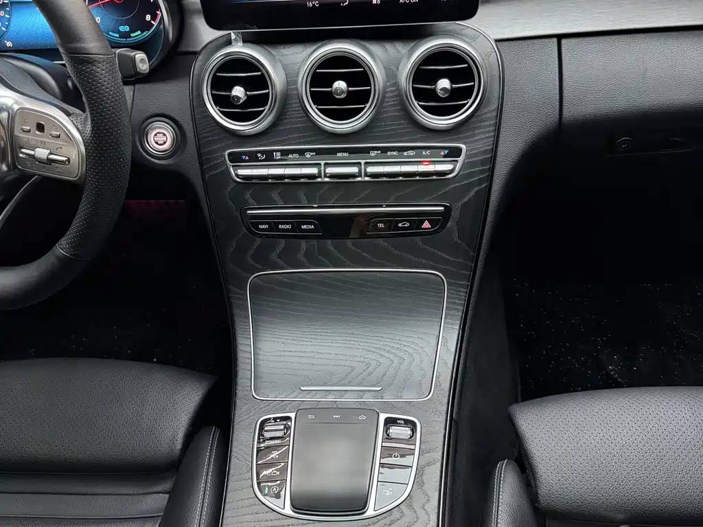 Mercedes-Benz C-Class 2021 — фото 16