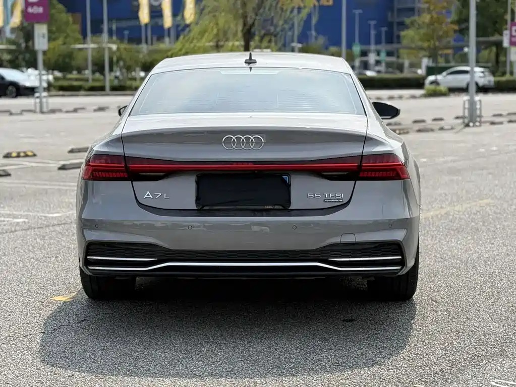 Audi A7L 2022 — фото 6