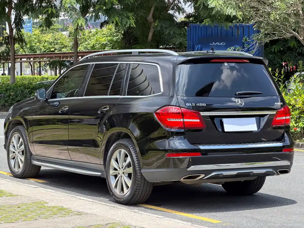 Mercedes-Benz GLS 2016 — фото 15