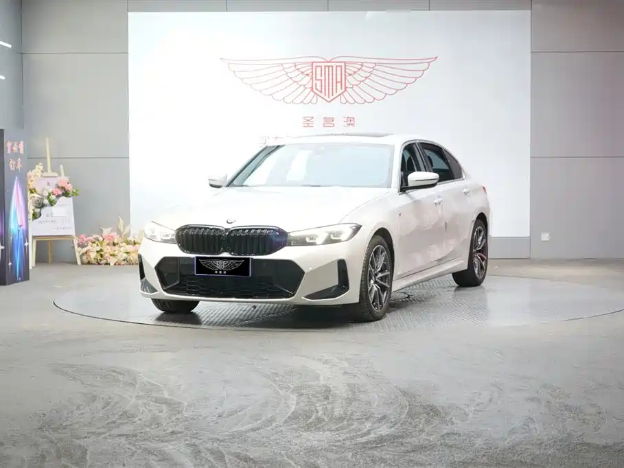 BMW 3 Series 2024