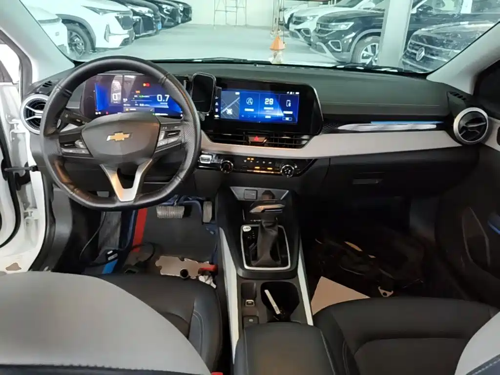 Chevrolet Cruze 2023 — фото 10
