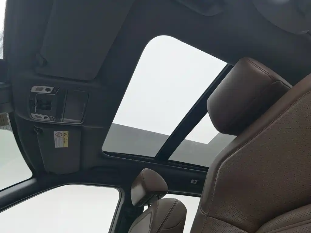 Honda UR-V 2017 — фото 14