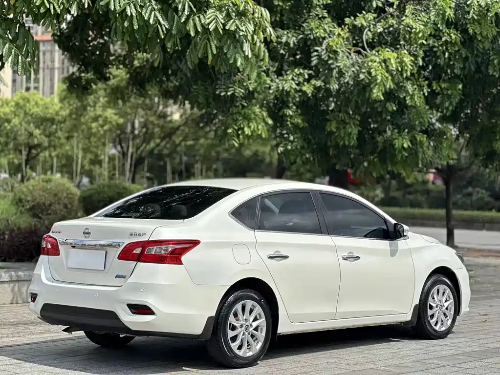 Nissan Sylphy 2018 — фото 9