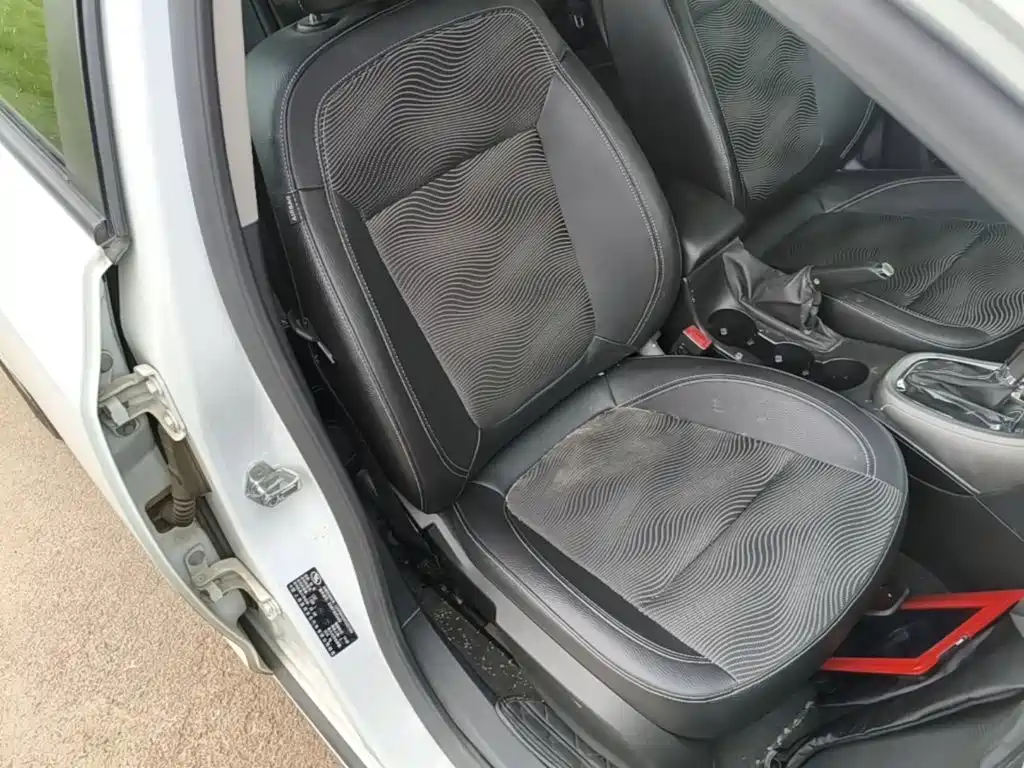 Buick Excelle GT 2015 — фото 25