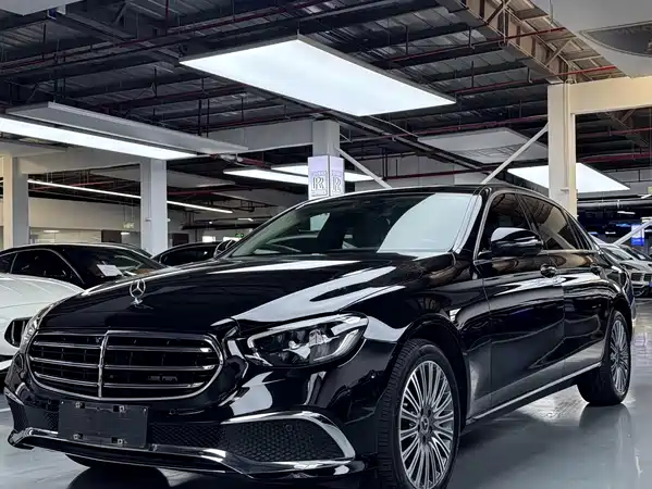 Mercedes-Benz E-Class 2023
