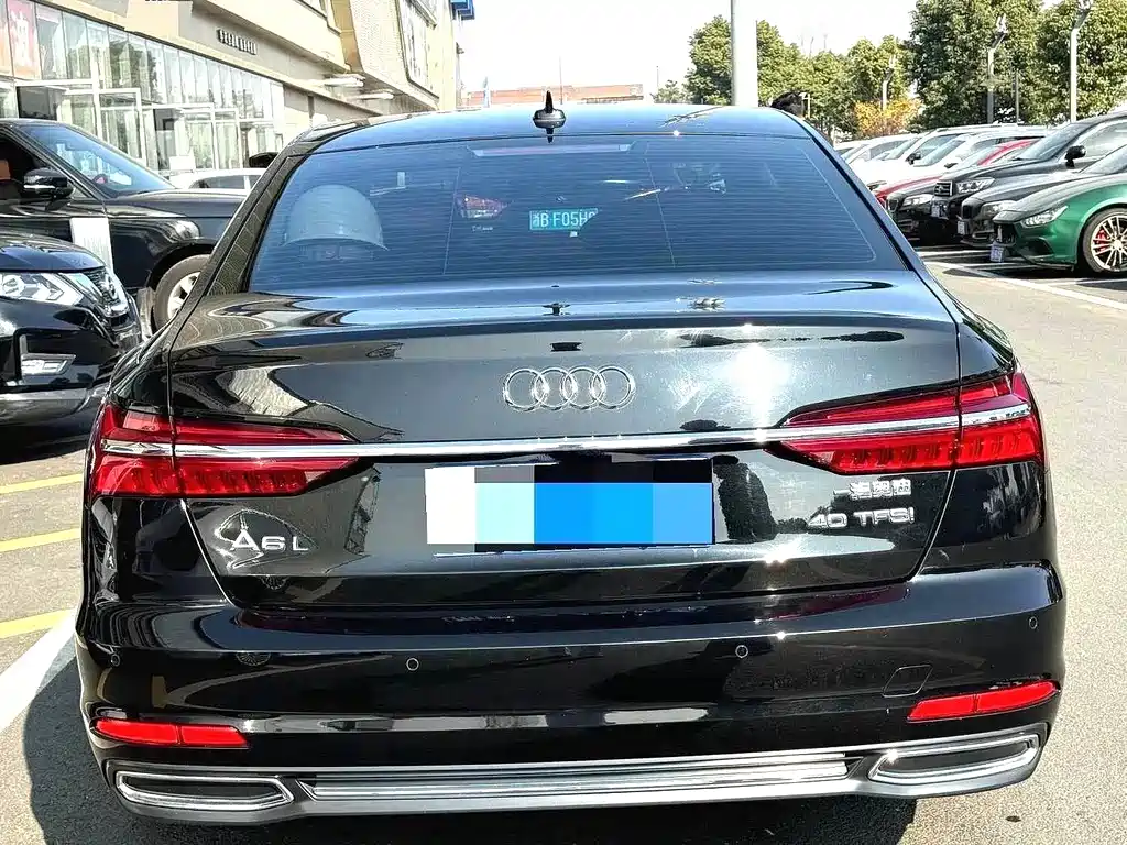 Audi A6L 2022 — фото 12