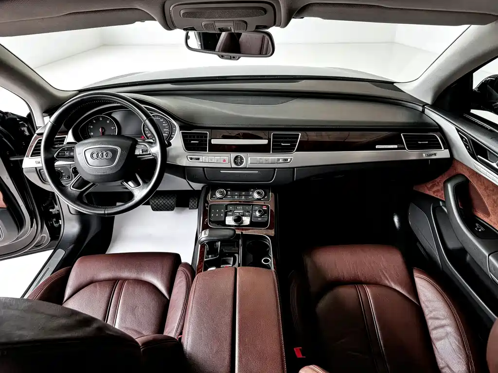 Audi A8 2015 — фото 8