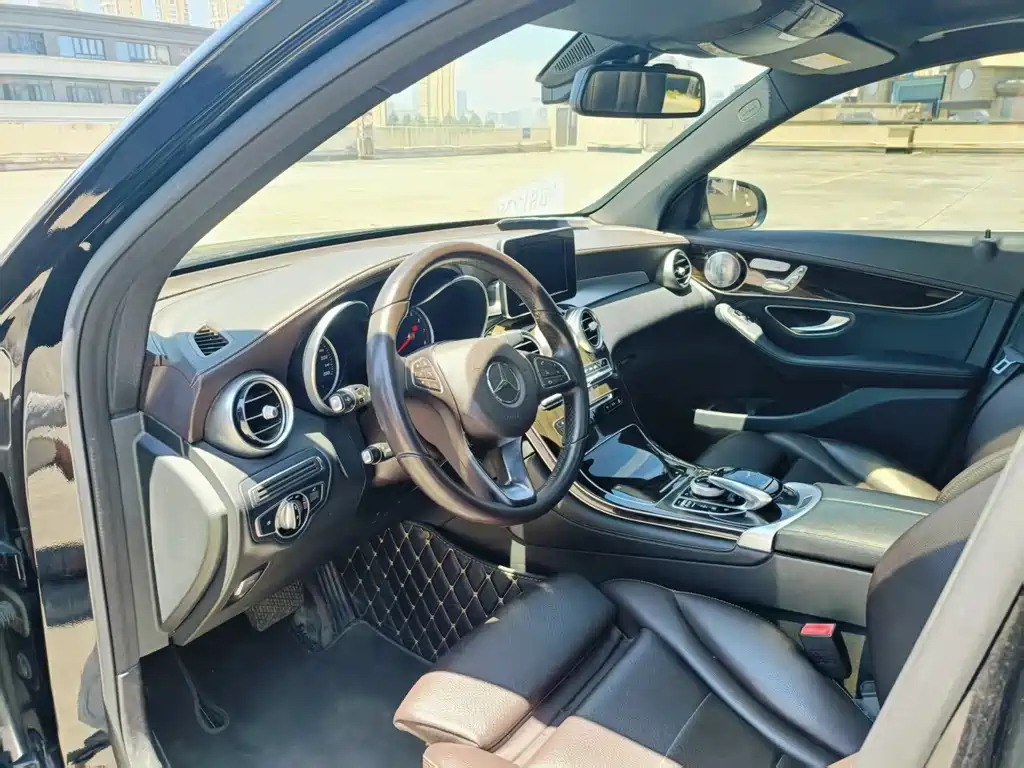 Mercedes-Benz GLC 2016