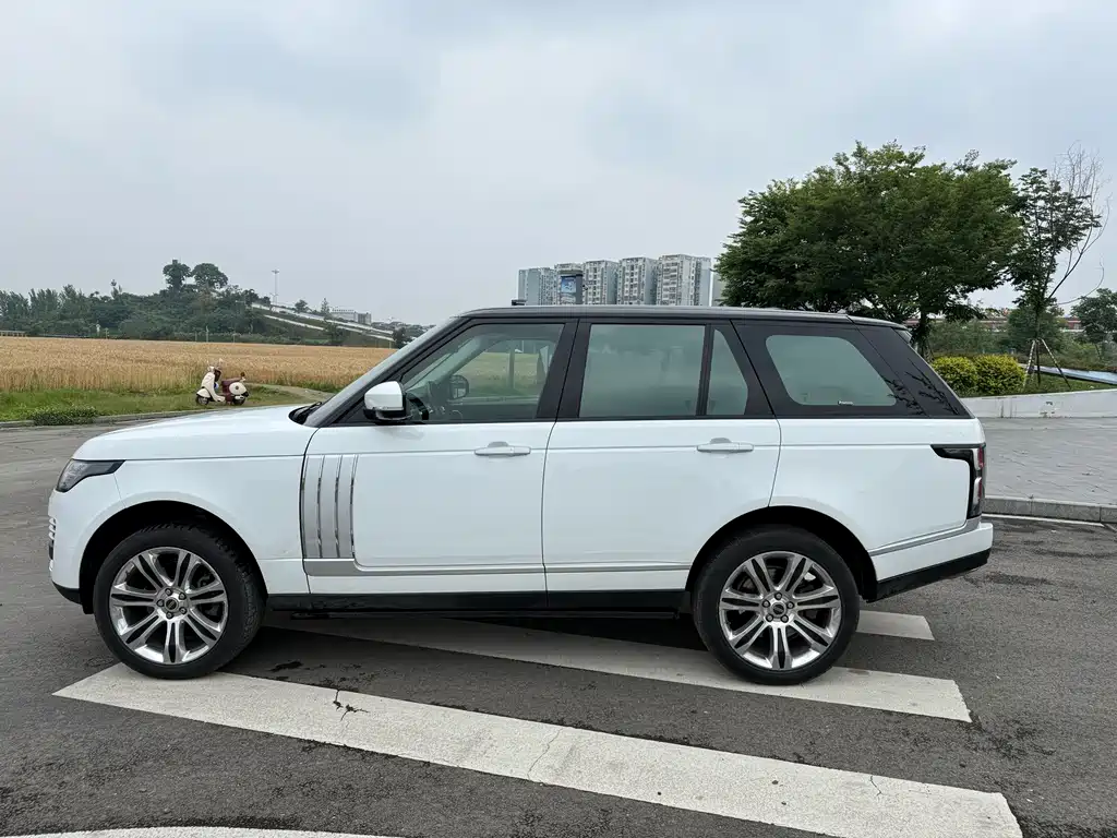 Land Rover Range Rover 2017 — фото 9