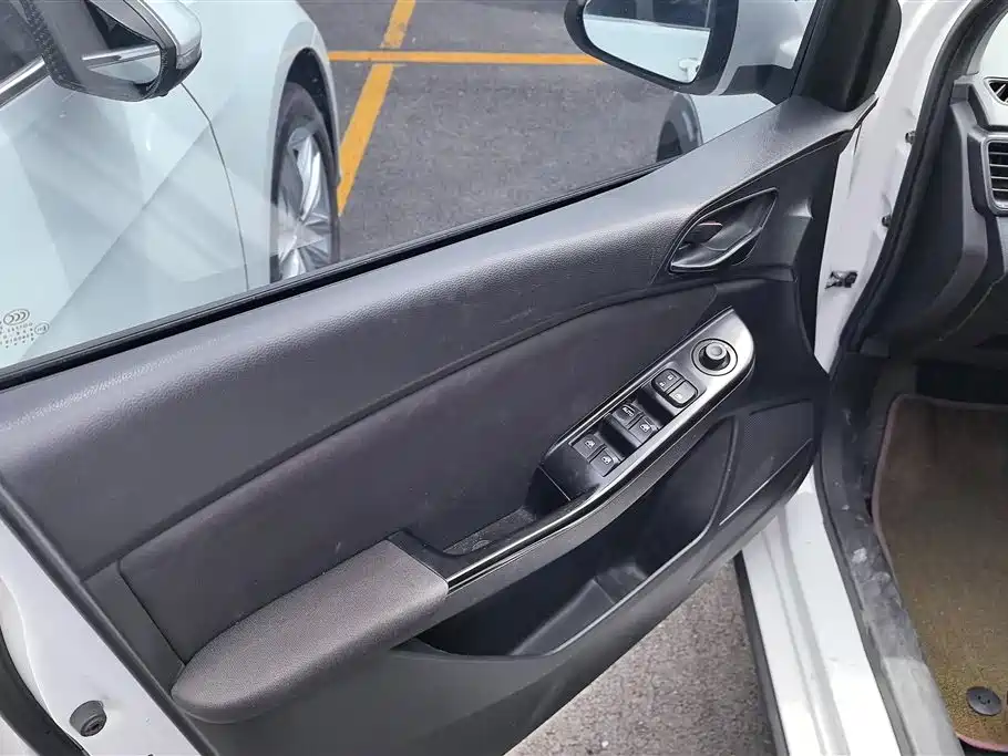 Baojun 310 2019