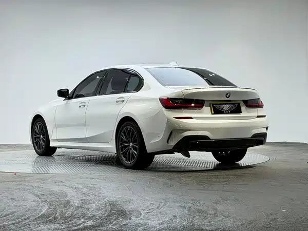 BMW 3 Series 2022