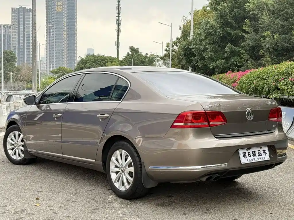 Volkswagen Magotan 2014