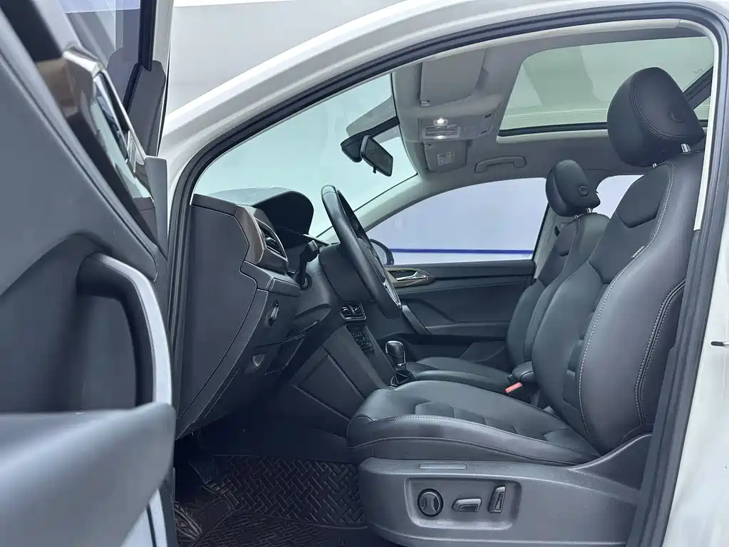Volkswagen Tharu 2022