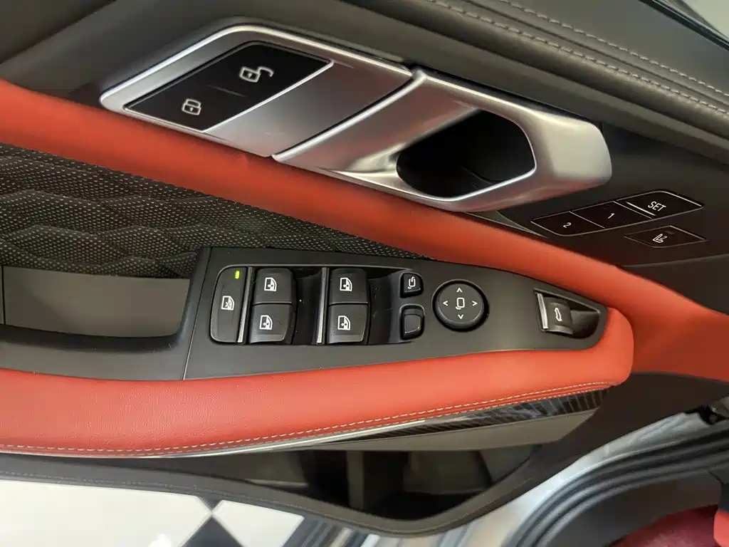 BMW X5 M 2021 — фото 20