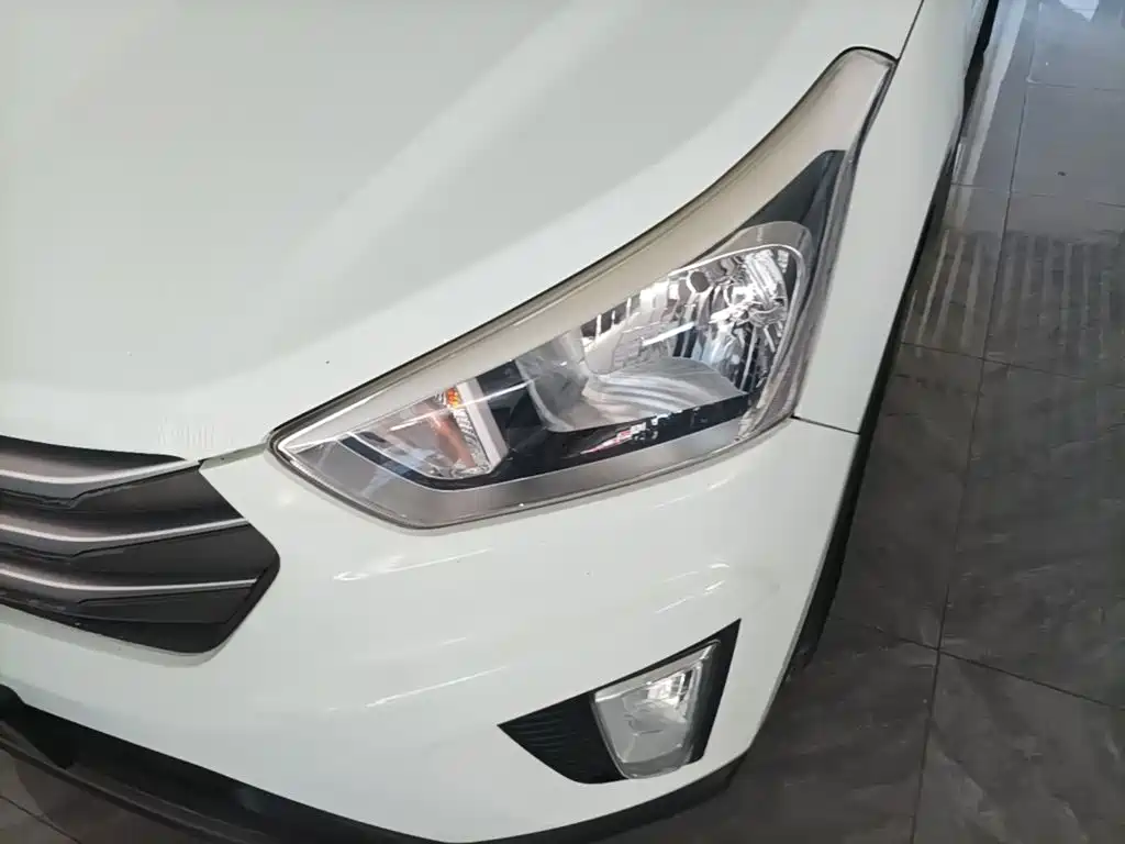 Hyundai ix25 2016 — фото 24