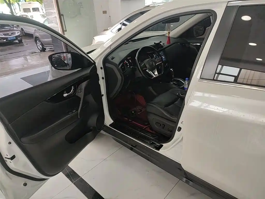 Nissan X-Trail 2020 — фото 16