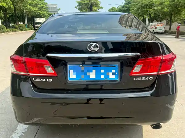 Lexus ES 2011