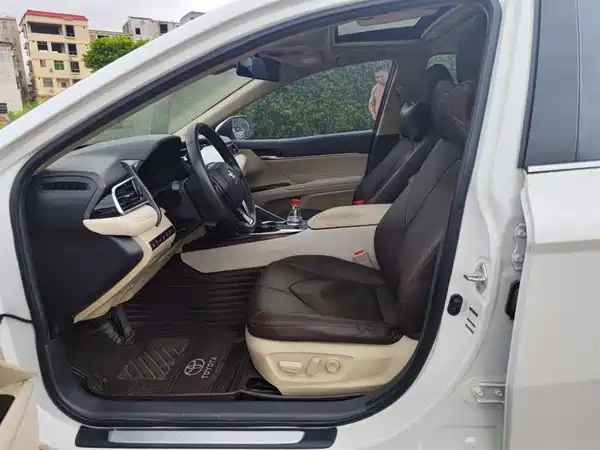 Toyota Camry 2021
