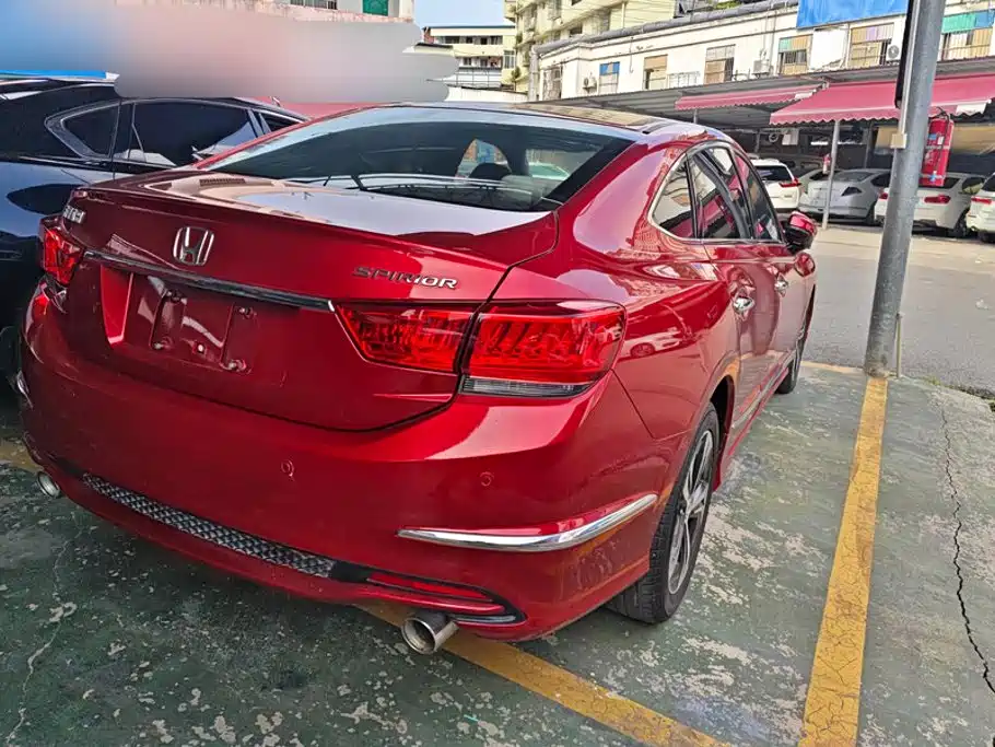 Honda Spirior 2016 — фото 3