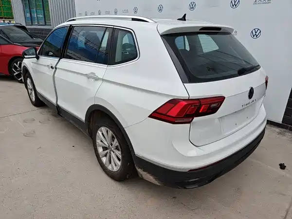 Volkswagen Tiguan L 2024