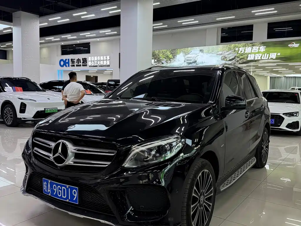 Mercedes-Benz GLE 2018 — фото 1