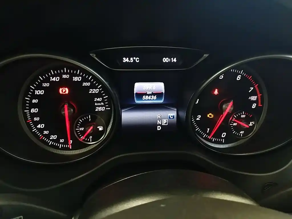 Mercedes-Benz GLA 2019 — фото 12
