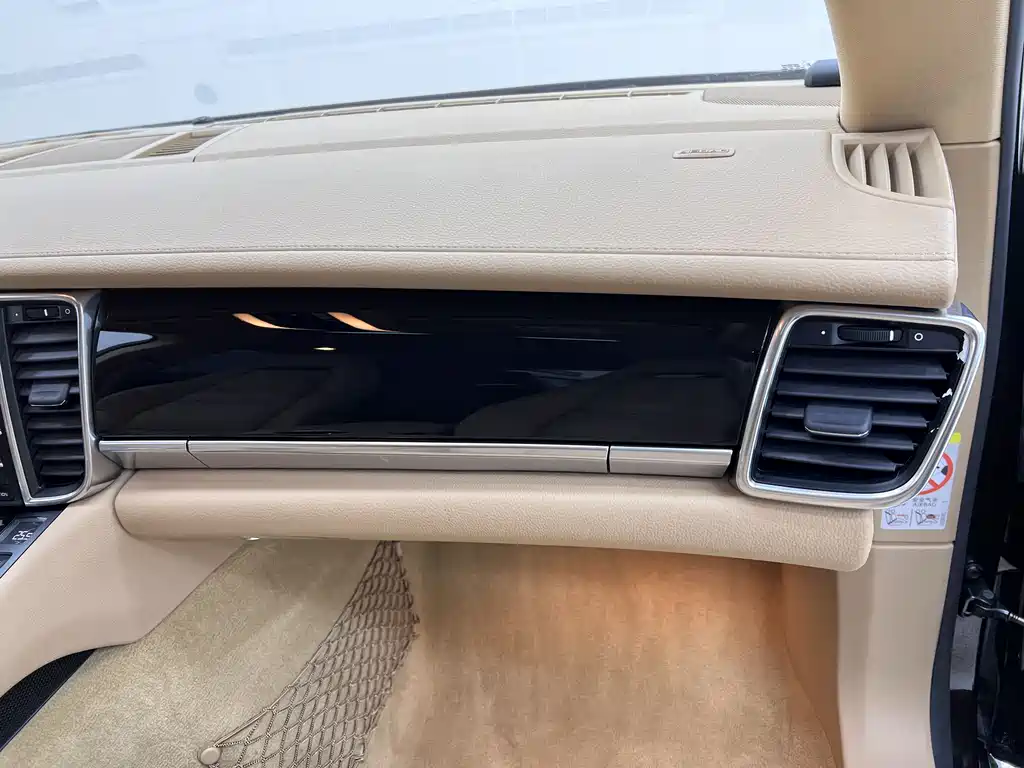 Porsche Panamera 2016 — фото 20