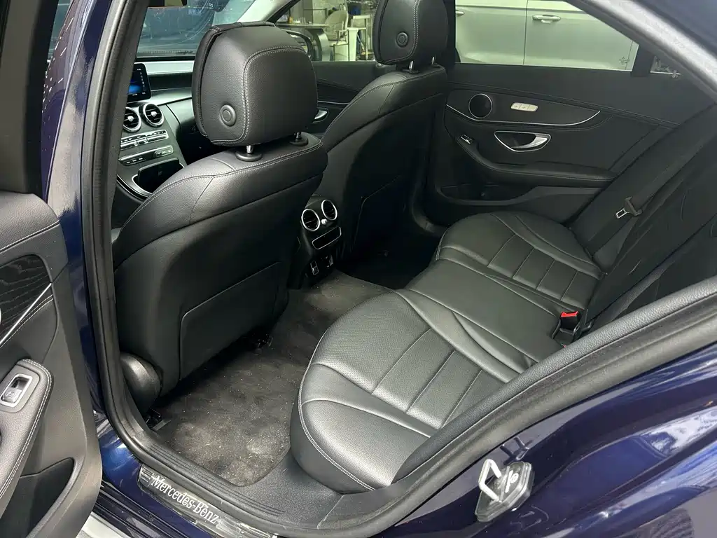 Mercedes-Benz C-Class 2020 — фото 10
