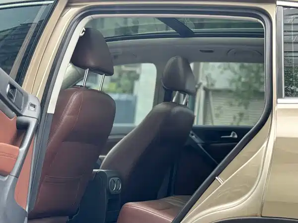 Volkswagen Tiguan 2015