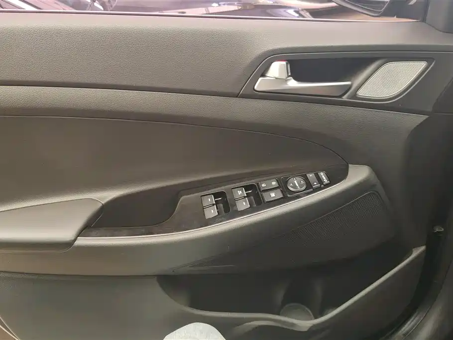 Hyundai Tucson 2019 — фото 7