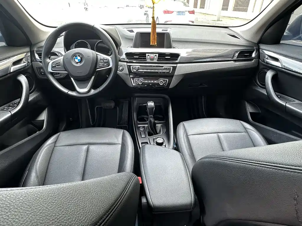 BMW X1 2018 — фото 5