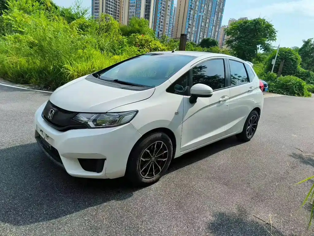 Honda Fit 2016 — фото 1
