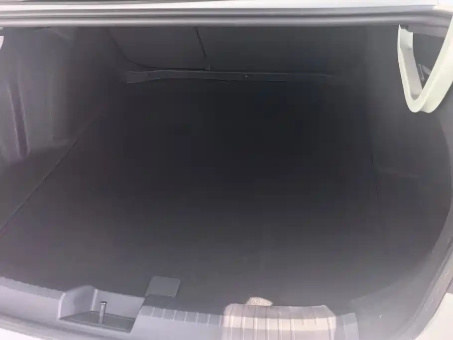 Volkswagen Sagitar 2023