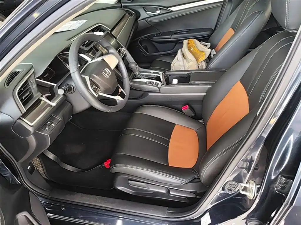 Honda Civic 2020 — фото 15
