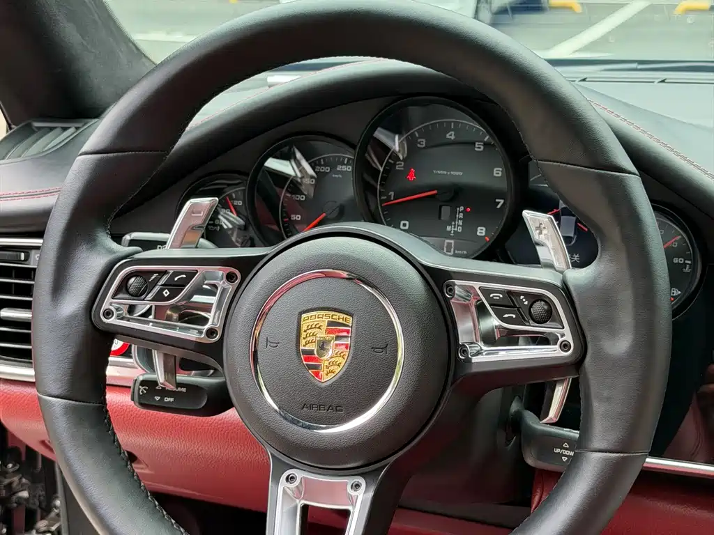 Porsche Panamera 2016 — фото 18