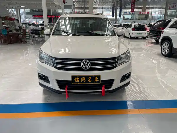 Volkswagen Tiguan 2012