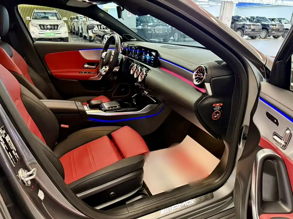 Mercedes-Benz A-Class AMG 2021 — фото 12