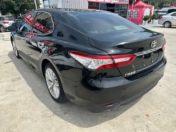 Toyota Camry 2019