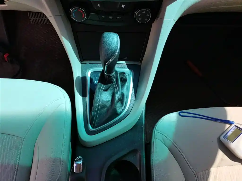 Buick Excelle 2020 — фото 14