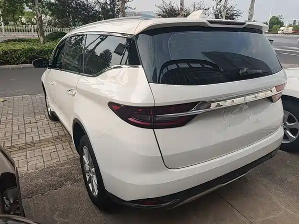 Geely Jiaji 2020