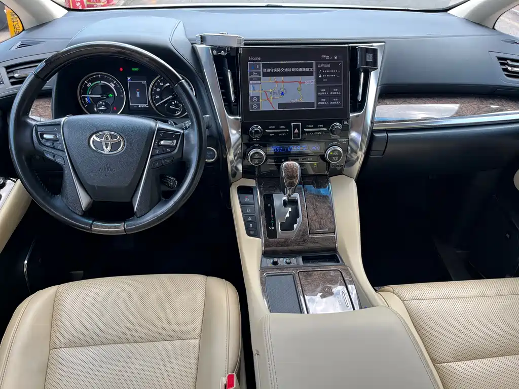 Toyota Vellfire 2023 — фото 25
