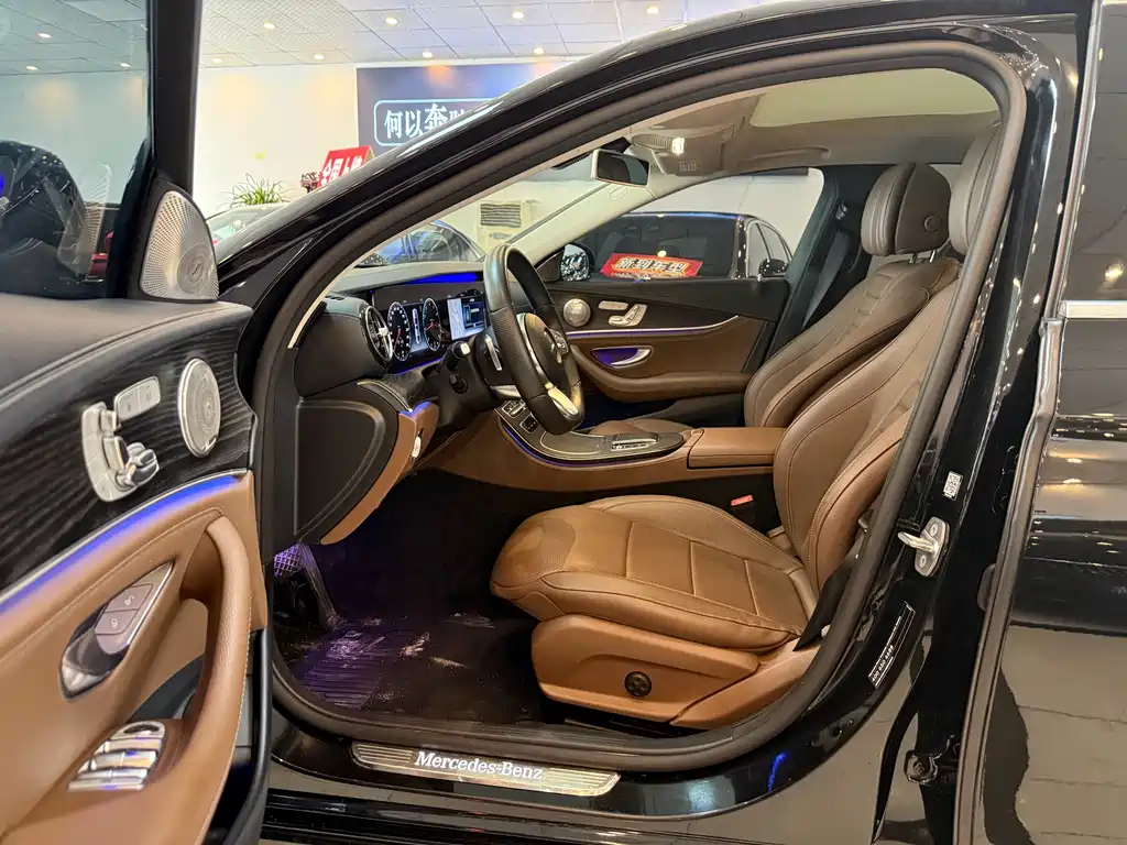 Mercedes-Benz E-Class 2020 — фото 11
