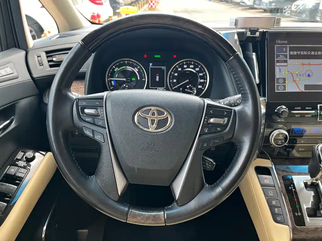 Toyota Vellfire 2023 — фото 26